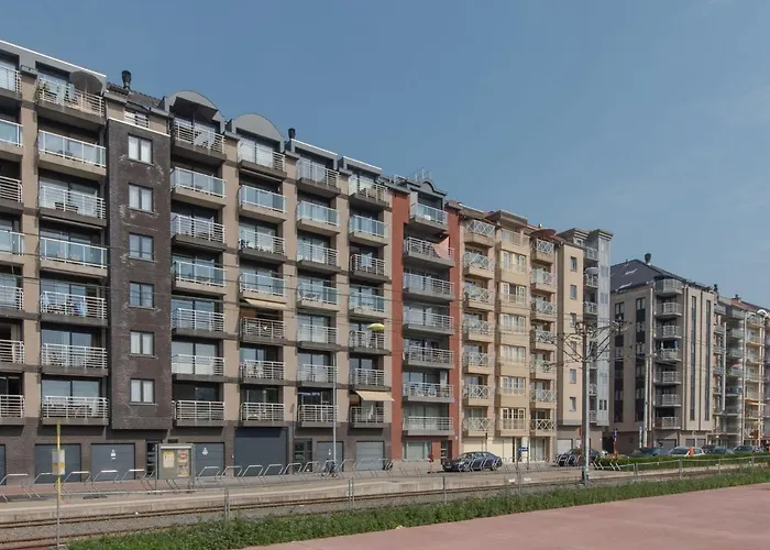 Skyview With Parking And Balcony By Interhome * בלנקנברג